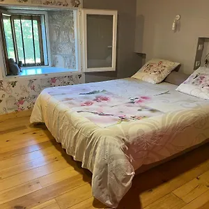 https://le-pigeonnier-martel.midi-pyreneeshotels.com